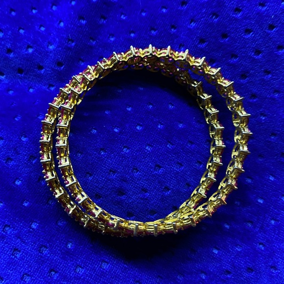 Bangles 🍒🍒🍒 - Picture 3 of 10